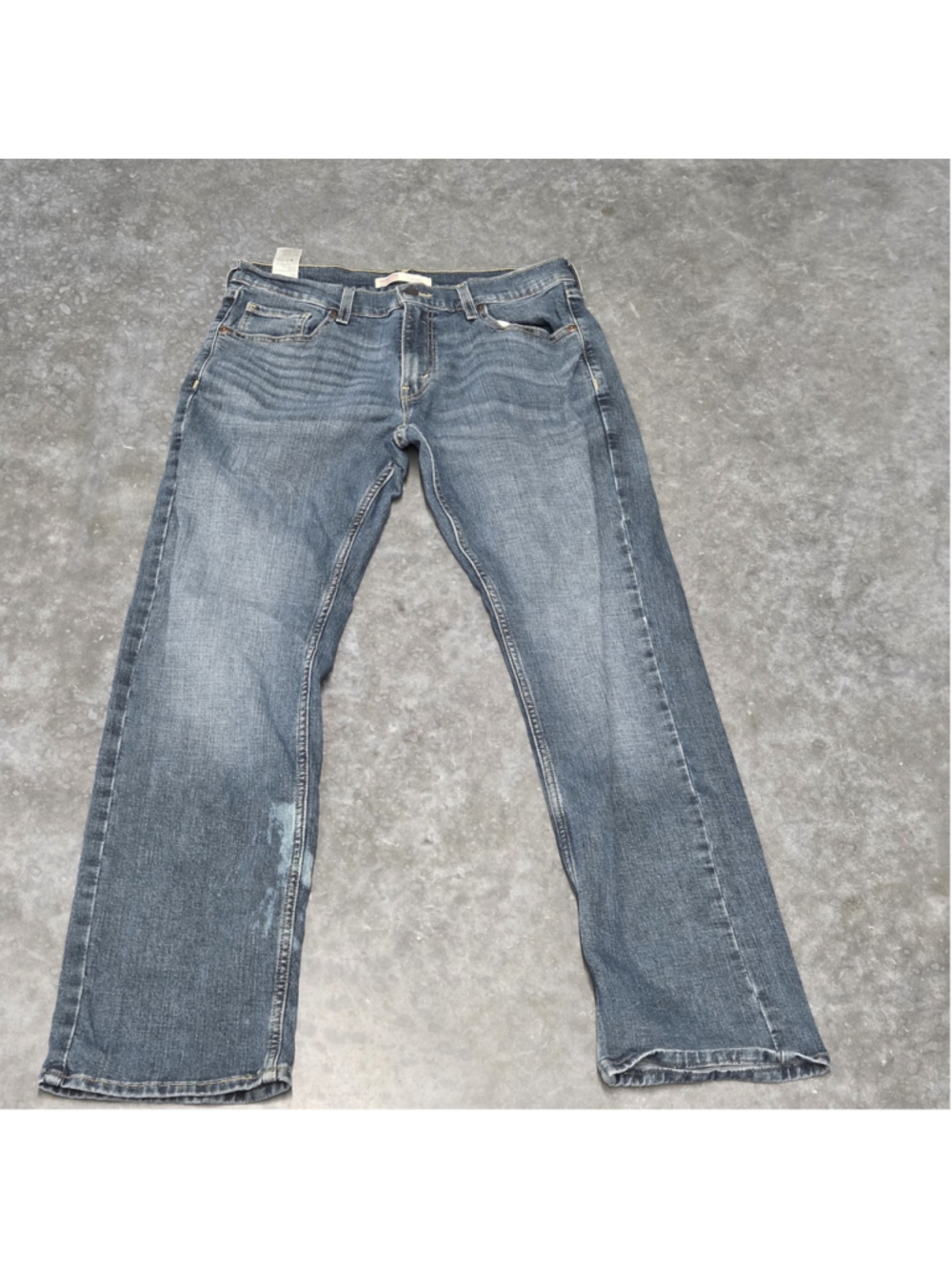 Levi's Relaxed Fit Men’s Blue Jeans 30x30 Distressed